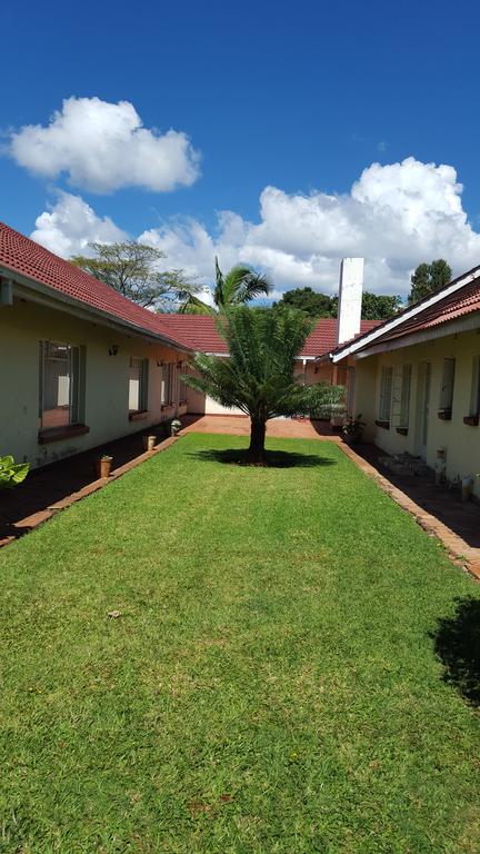 Palm Villa Harare Exteriér fotografie
